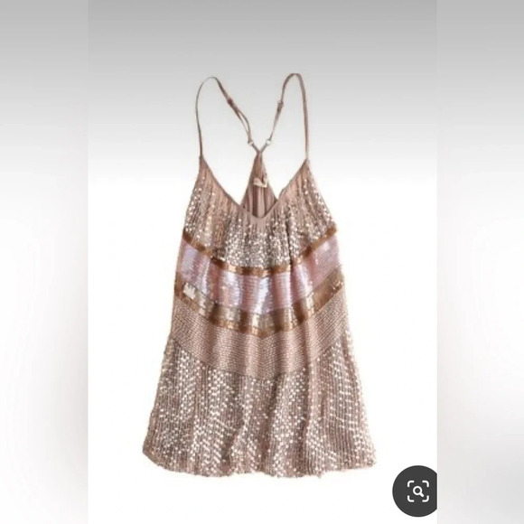 chelsea flower Tops - Chelsea flower beaded tank top size small
